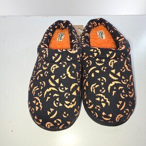 Dluxe NWT Kid's House Slippers Brown Size 4/5 Glow in the Dark Halloween